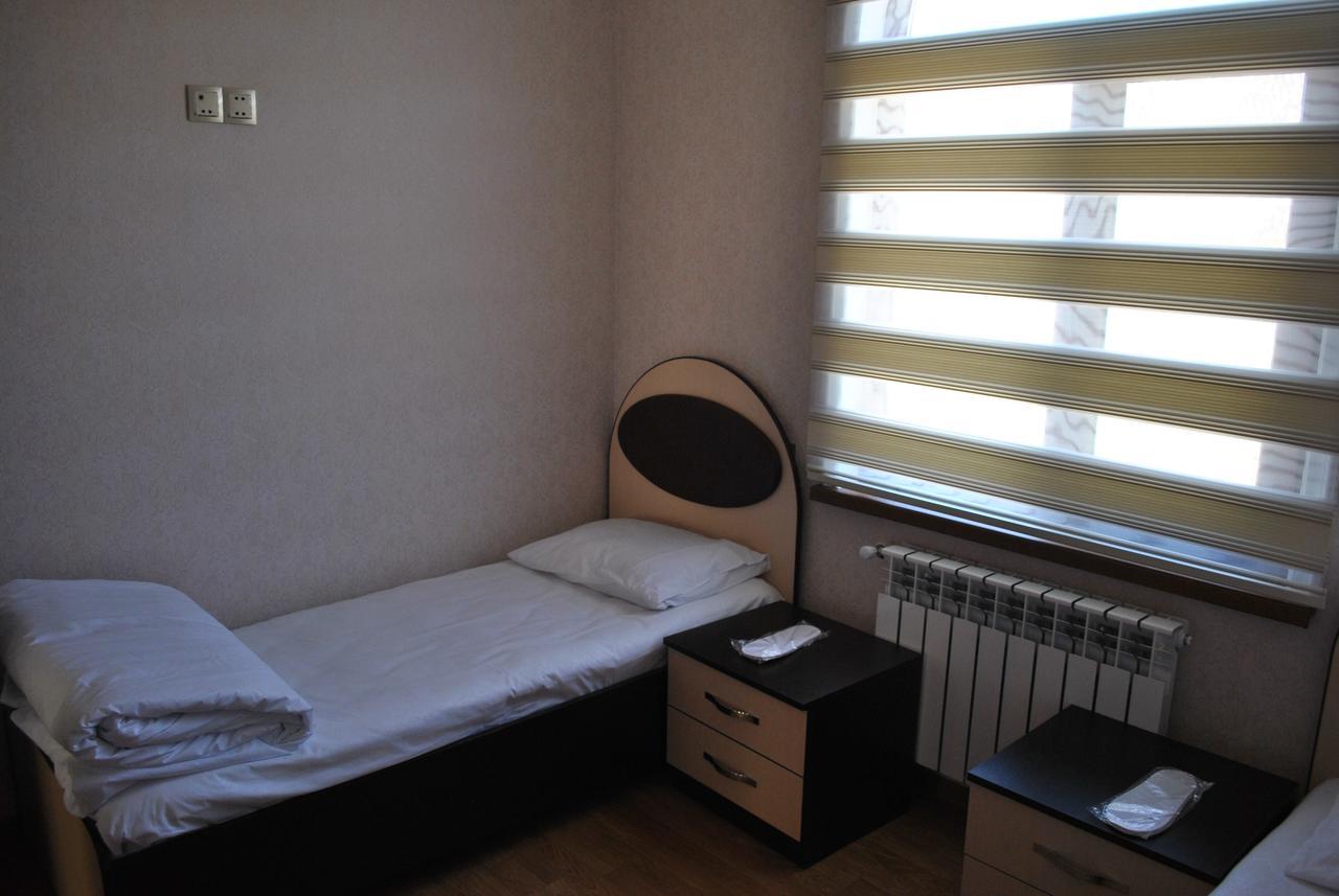 Seki Qonaq Evi Motel Eksteriør bilde