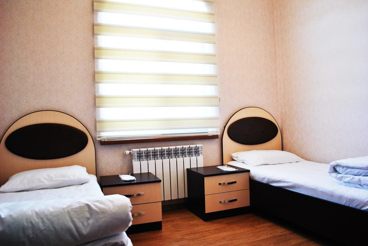 Seki Qonaq Evi Motel Eksteriør bilde